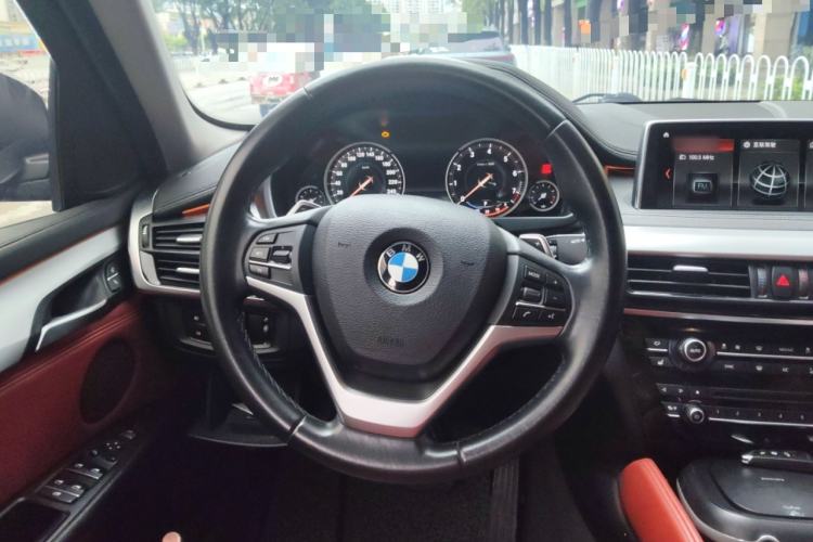 Used BMW X6  Steering Wheel