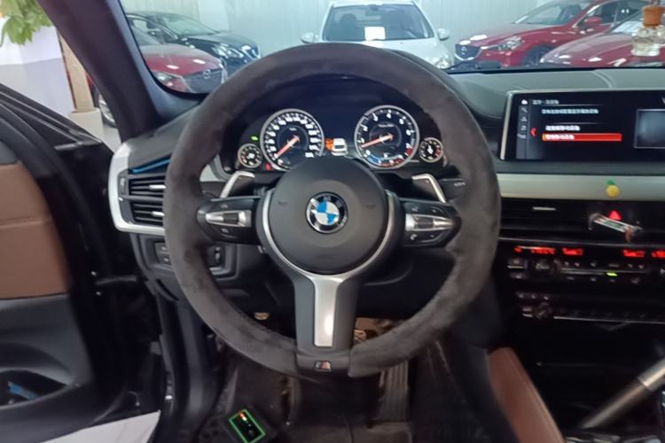 Used BMW X6 2019 xDrive35i M Sport Package Steering Wheel
