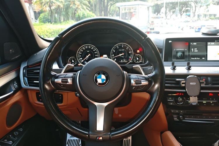 Used BMW X6 2019 xDrive35i M Sport Package Steering Wheel