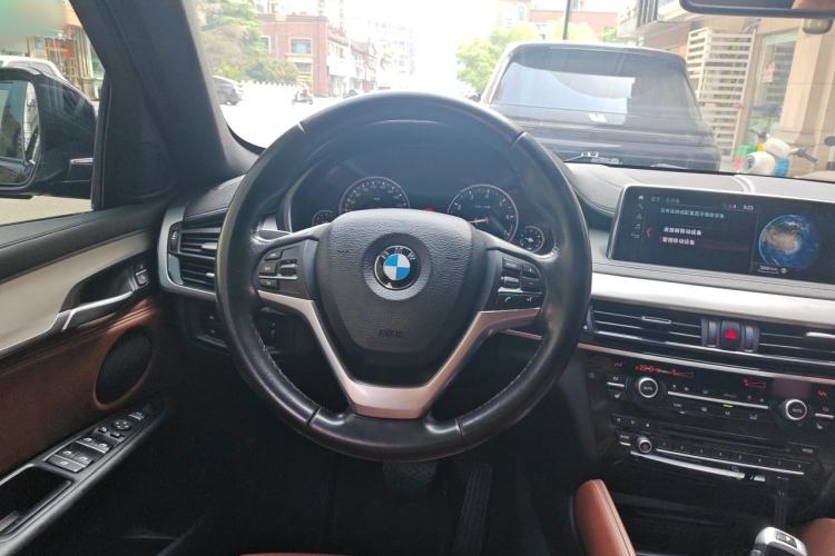 Used BMW X6 2019 xDrive28i M Sport Package Steering Wheel