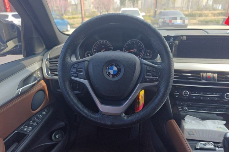Used BMW X6 2019 xDrive28i M Sport Package Steering Wheel