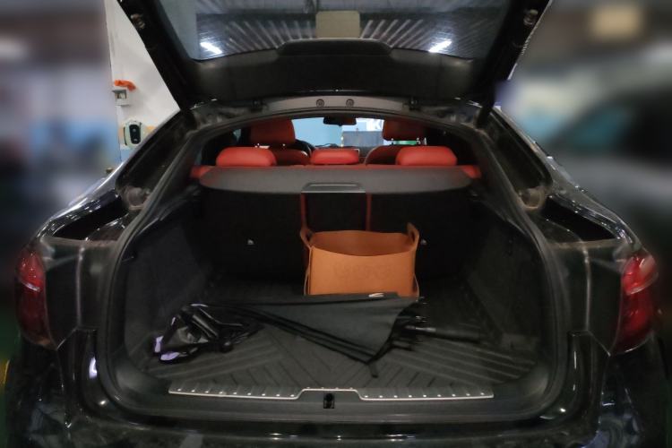 Used BMW X6 2019 xDrive28i M Sport Package Trunk