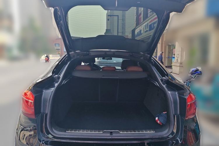 Used BMW X6 2019 xDrive28i M Sport Package Trunk