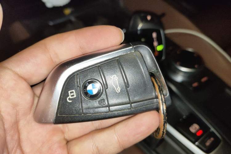 Used BMW X6 2019 xDrive28i M Sport Package Vehicle Key