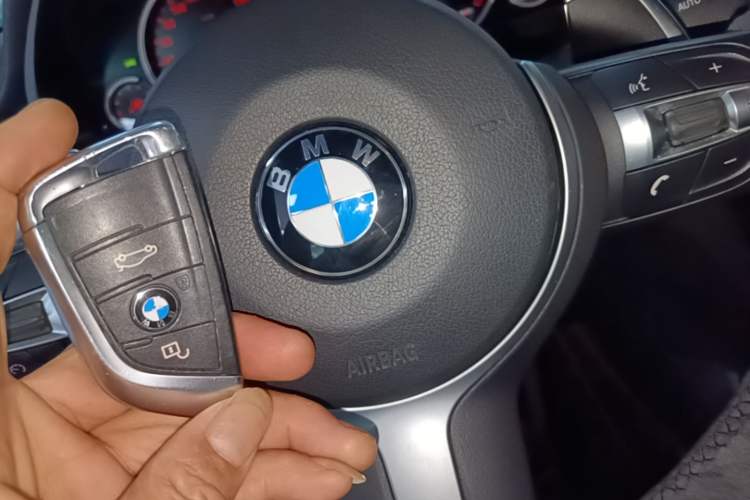 Used BMW X6 2019 xDrive35i M Sport Package Vehicle Key