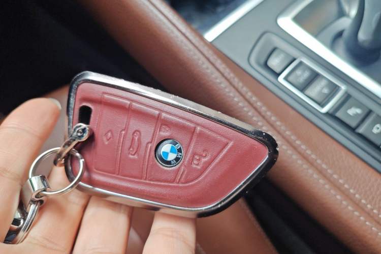 Used BMW X6 2019 xDrive28i M Sport Package Vehicle Key