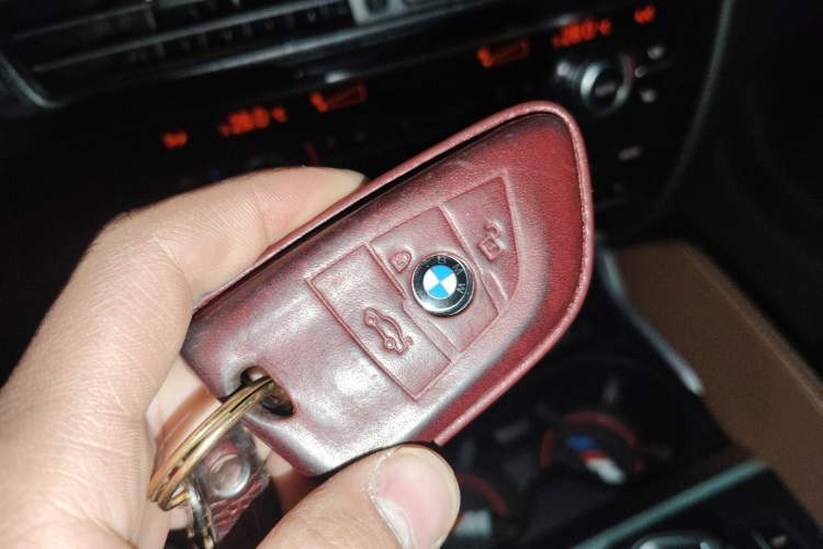 Used BMW X6 2019 xDrive28i M Sport Package Vehicle Key