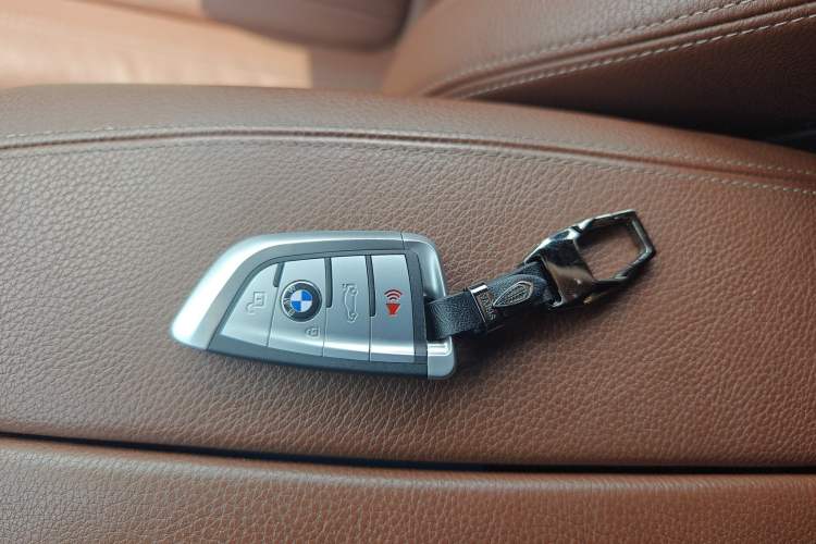 Used BMW X6 2019 xDrive28i M Sport Package Vehicle Key