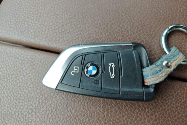 Used BMW X6 2019 xDrive28i M Sport Package Vehicle Key