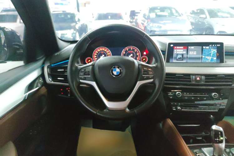 Used BMW X6 2019 xDrive28i M Sport Package Steering Wheel