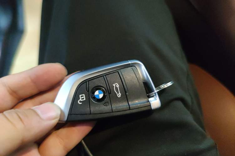 Used BMW X6 2019 xDrive28i M Sport Package Vehicle Key