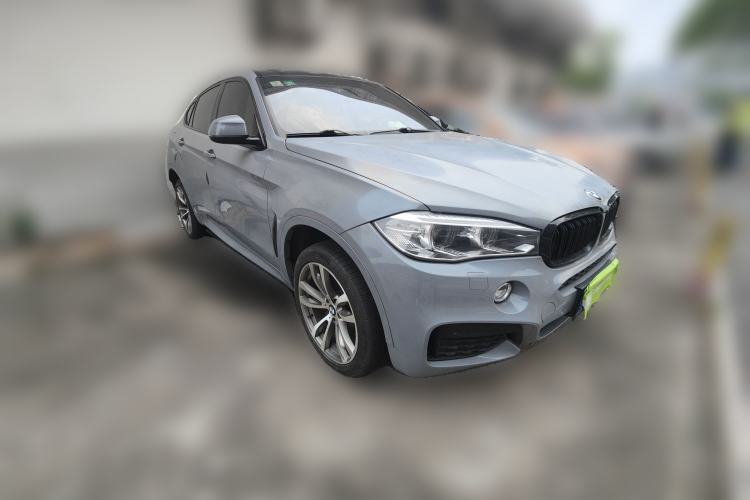 Used BMW X6 2019 xDrive28i M Sport Package Front Right 45 Deg