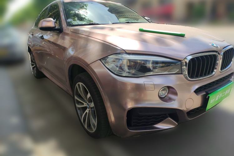 Used BMW X6 2019 xDrive28i M Sport Package Front Right 45 Deg