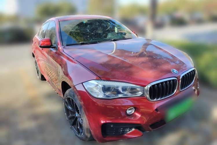 Used BMW X6 2019 xDrive35i M Sport Package Front Right 45 Deg