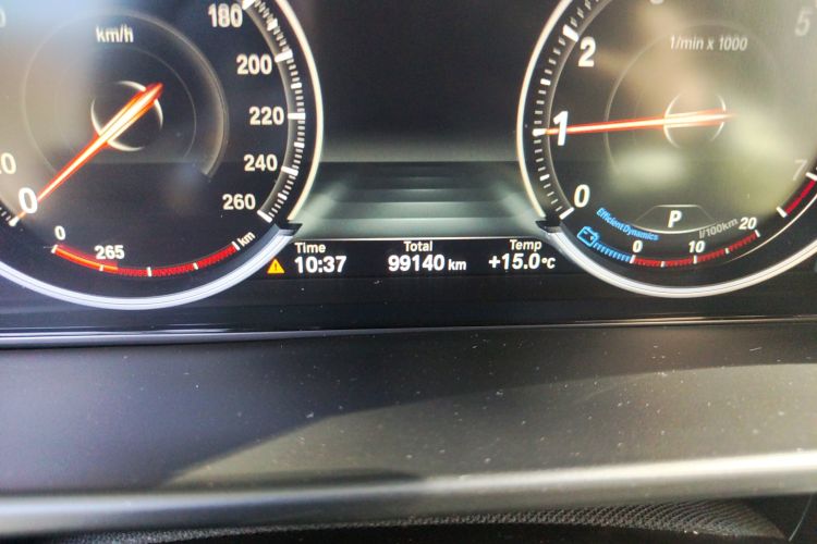 Used BMW X6 2019 xDrive35i M Sport Package Odometer Close Up