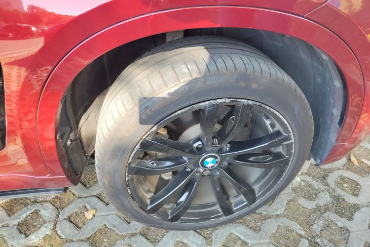 Used BMW X6 2019 xDrive35i M Sport Package Right Front Wheel Hub