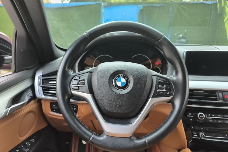 Used BMW X6 2019 xDrive28i M Sport Package Steering Wheel