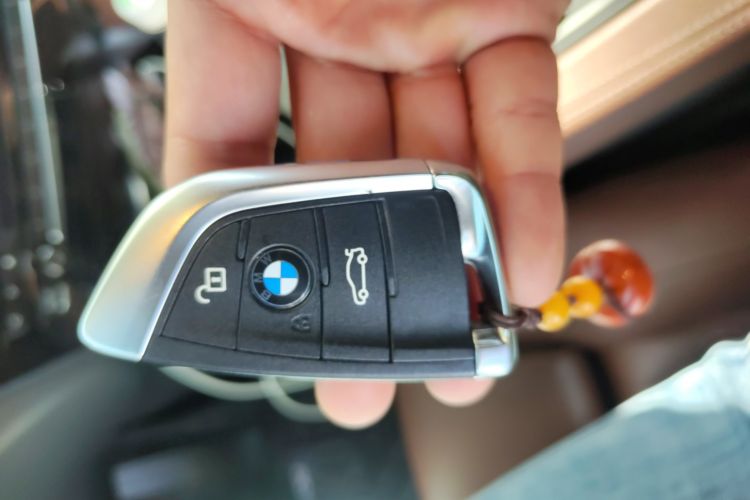 Used BMW X6 2019 xDrive35i M Sport Package Vehicle Key
