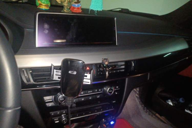 Used BMW X6 2019 xDrive28i M Sport Package Audio And AC Panel