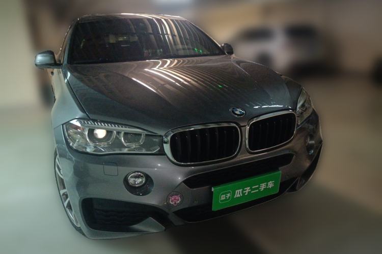 Used BMW X6 2019 xDrive28i M Sport Package Front Right 45 Deg