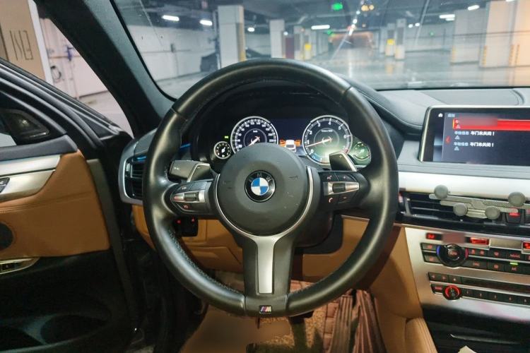 Used BMW X6 2019 xDrive35i M Sport Package Steering Wheel