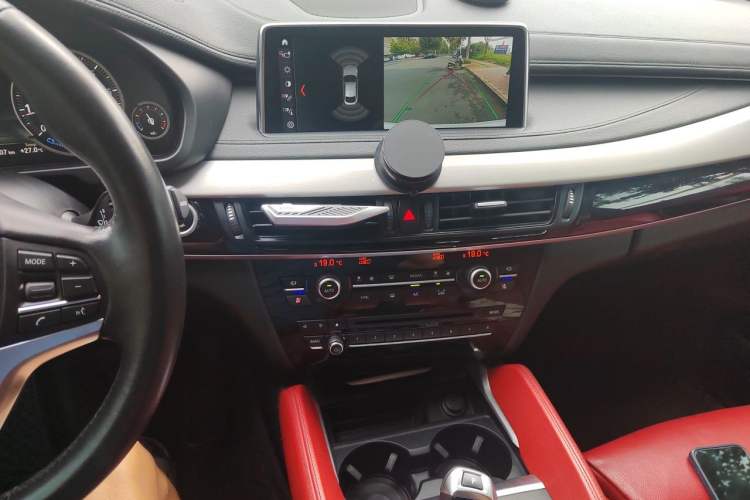 Used BMW X6 2019 xDrive28i M Sport Package Audio And AC Panel