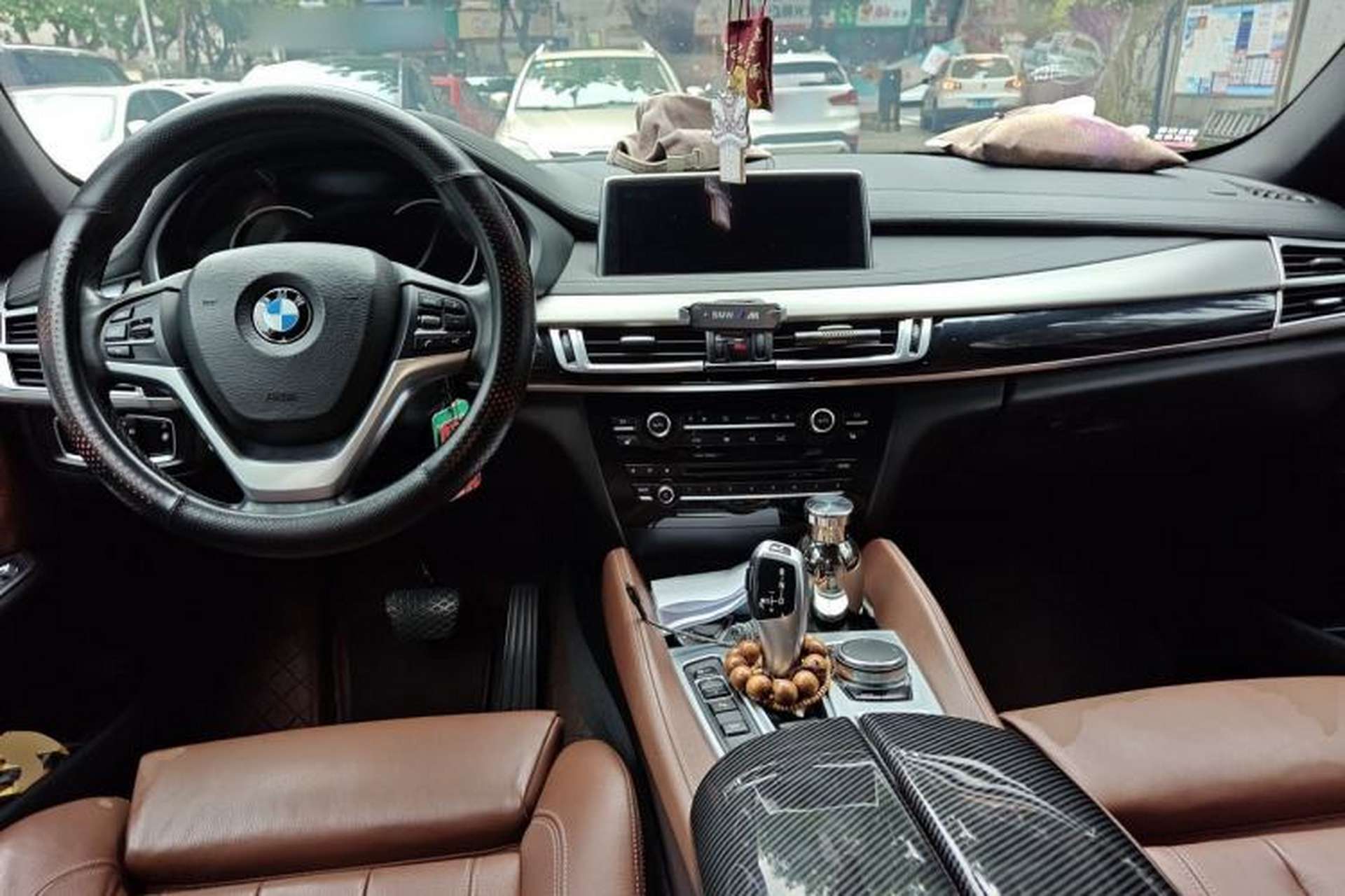 Used BMW X6 2019 xDrive28i M Sport Package Center Console