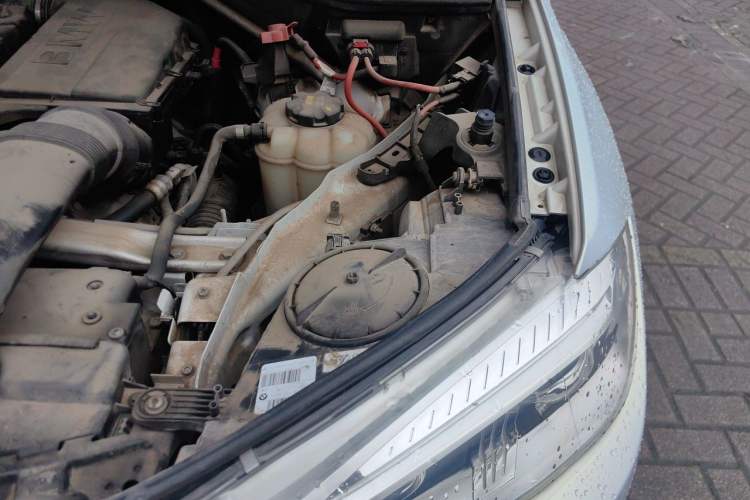 Used BMW X6 2019 xDrive35i M Sport Package Engine Bay Left