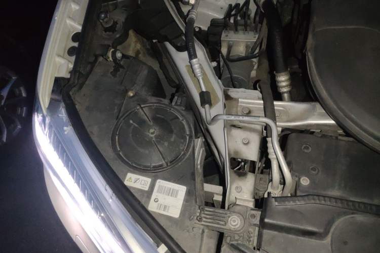 Used BMW X6 2019 xDrive28i M Sport Package Engine Bay Right