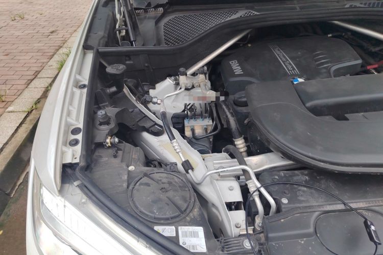 Used BMW X6 2019 xDrive28i M Sport Package Engine Bay Right