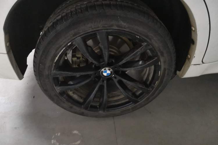 Used BMW X6 2019 xDrive35i M Sport Package Exterior 5