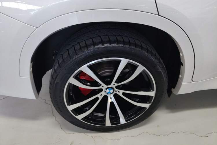 Used BMW X6 2019 xDrive28i M Sport Package Exterior 5