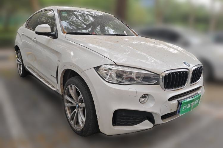 Used BMW X6 2019 xDrive28i M Sport Package Front Right 45 Deg