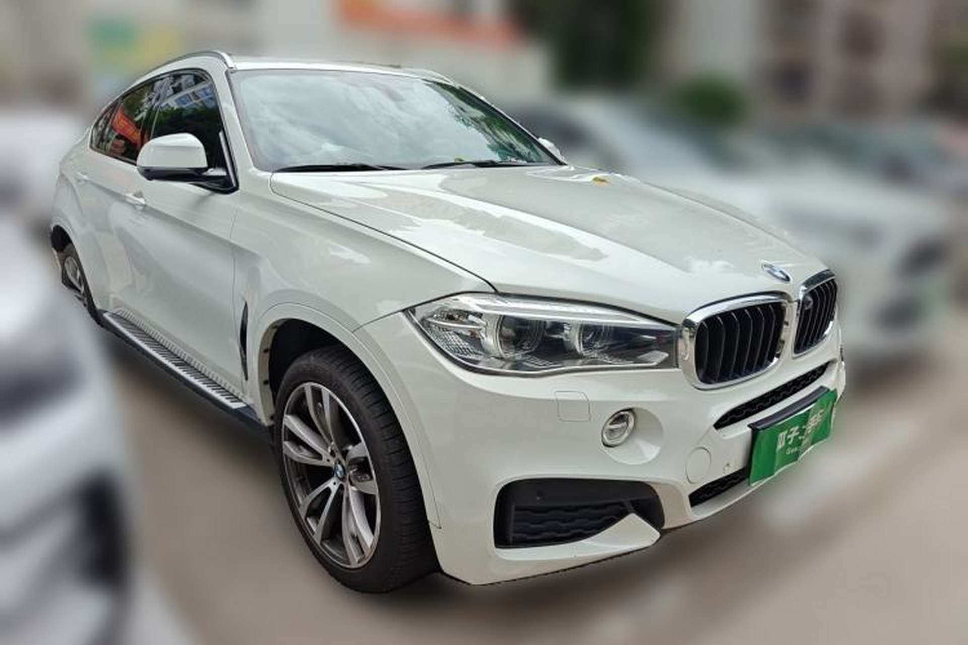Used BMW X6 2019 xDrive28i M Sport Package Front Right 45 Deg