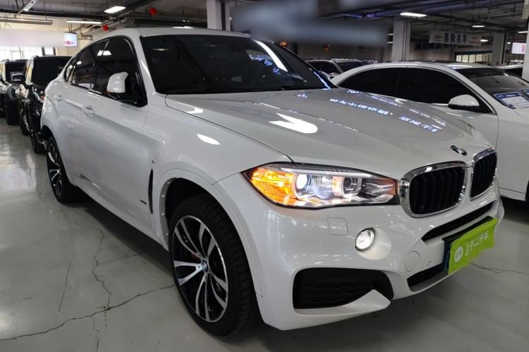 Used BMW X6 2019 xDrive28i M Sport Package Front Right 45 Deg