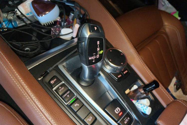 Used BMW X6 2019 xDrive28i M Sport Package Gear Lever