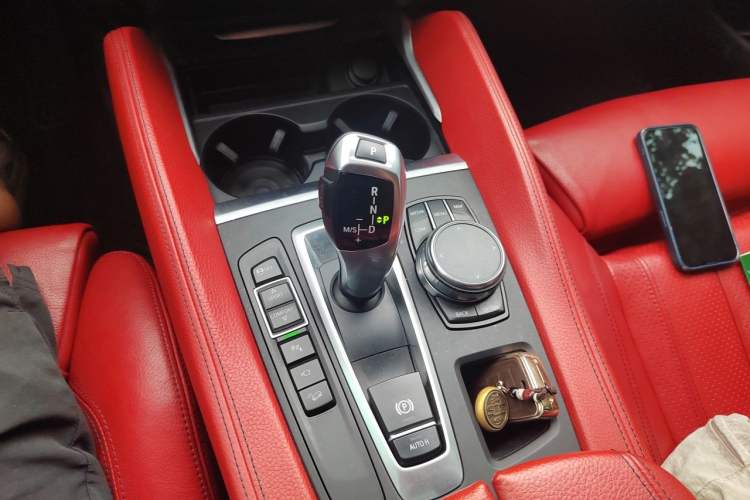 Used BMW X6 2019 xDrive28i M Sport Package Gear Lever