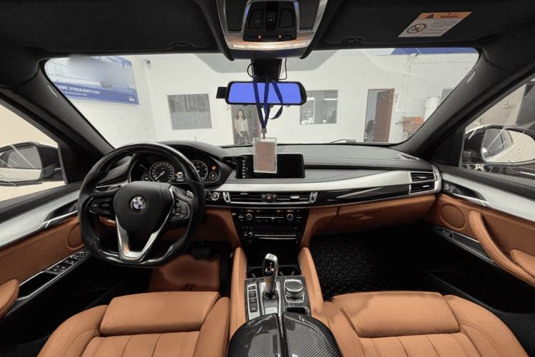 Used BMW X6 2019 xDrive28i M Sport Package Interior 1