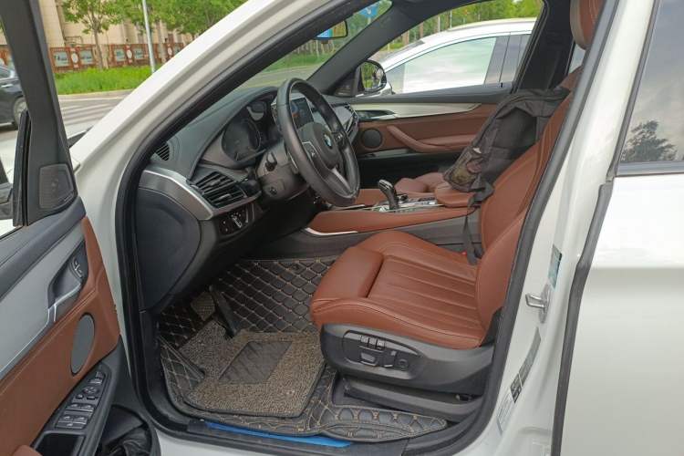 Used BMW X6 2019 xDrive35i M Sport Package Left Front Seat