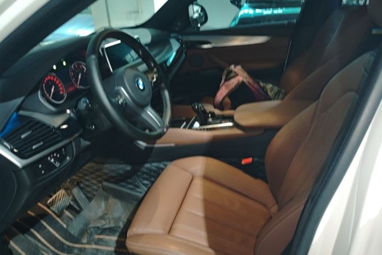 Used BMW X6 2019 xDrive35i M Sport Package Left Front Seat