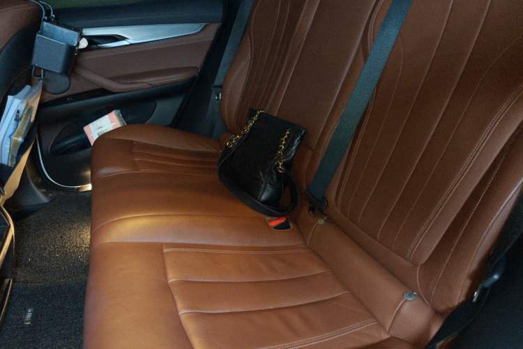 Used BMW X6 2019 xDrive28i M Sport Package Left Rear Seat