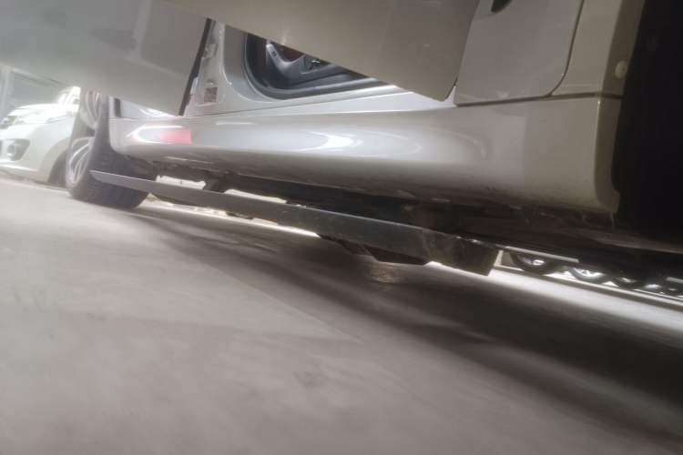 Used BMW X6 2019 xDrive28i M Sport Package Right Side Sill