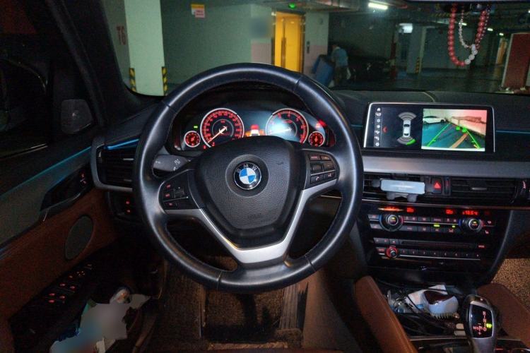 Used BMW X6 2019 xDrive28i M Sport Package Steering Wheel