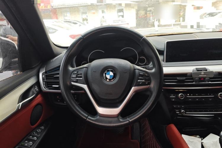 Used BMW X6 2019 xDrive28i M Sport Package Steering Wheel