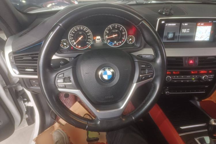 Used BMW X6 2019 xDrive28i M Sport Package Steering Wheel