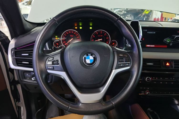 Used BMW X6 2019 xDrive28i M Sport Package Steering Wheel