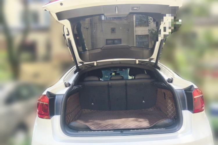 Used BMW X6 2019 xDrive28i M Sport Package Trunk