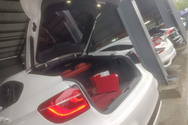 Used BMW X6 2019 xDrive28i M Sport Package Trunk