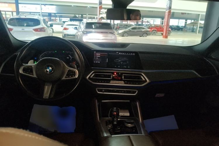 Used BMW X6 2020 xDrive40i M Sport Package Center Console