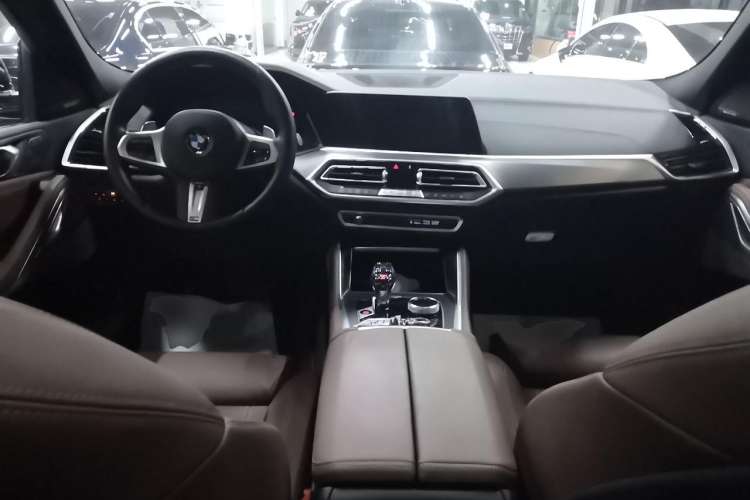 Used BMW X6 2020 xDrive40i M Sport Package Center Console